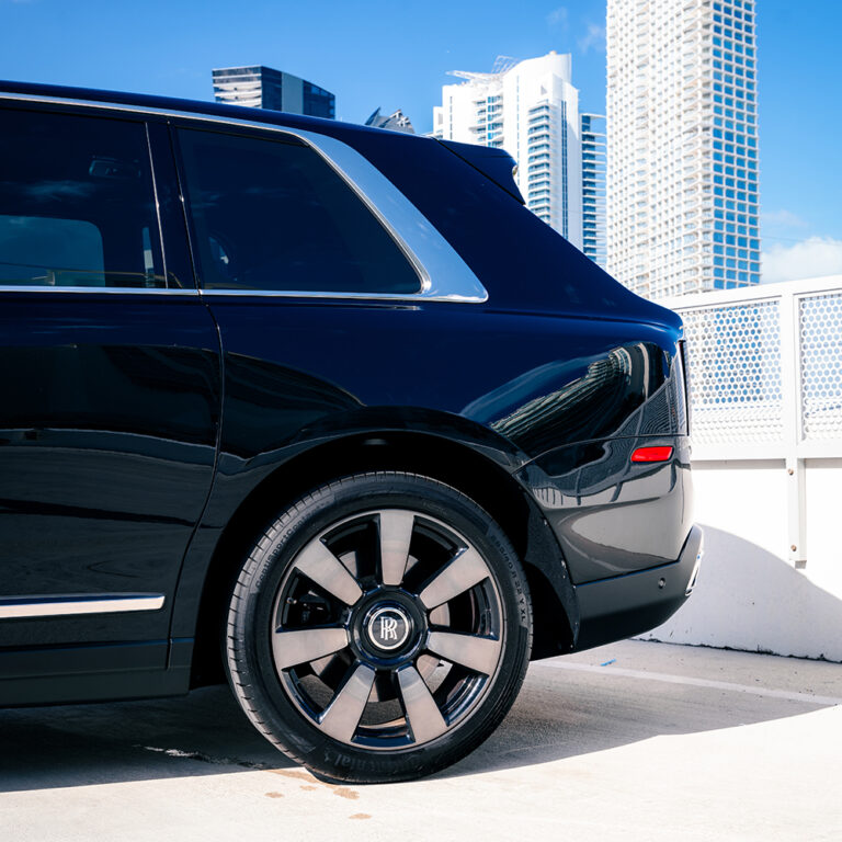 Rolls-Royce Cullinan - Image 4